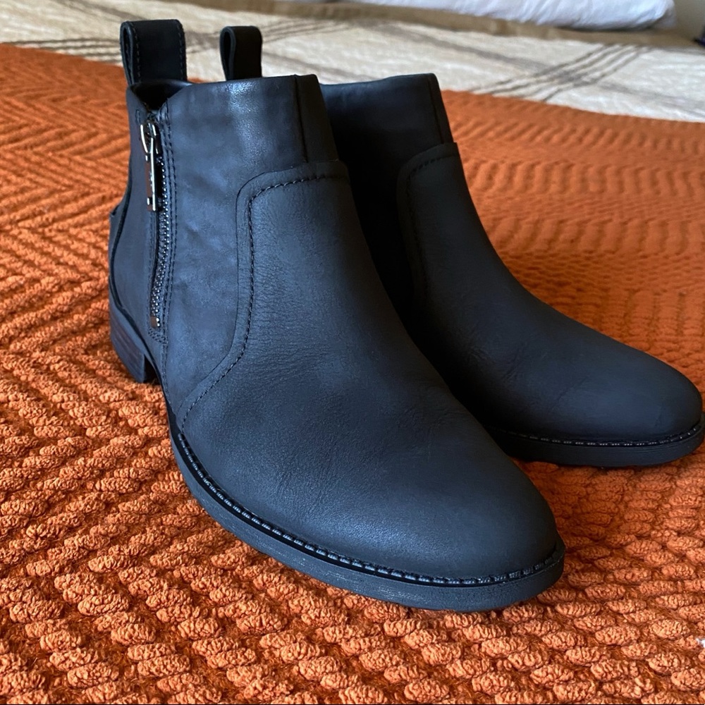 UGG waterproof leather black booties NO BOX